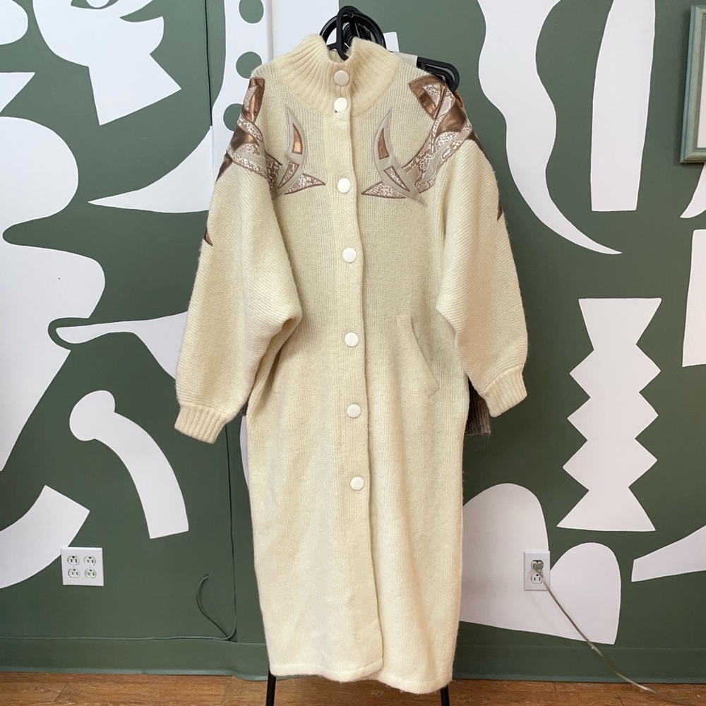 Vtg 80s I.B. Diffusion Cream Long Mohair Blend Cardigan with Abstract Appliqué